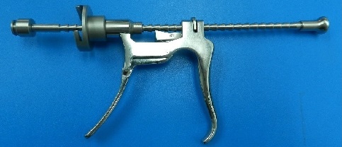 Injection gun
